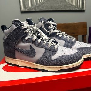 Used Nike Dunk “Notre” size 12